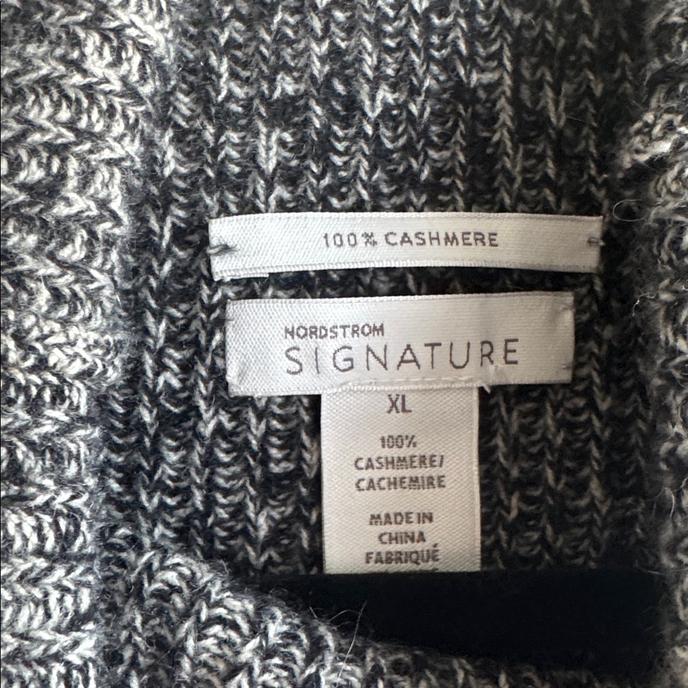 Nordstrom Signature Funnel Neck Cashmere Tunic Sweater Grey Black size XL - Picture 4 of 6